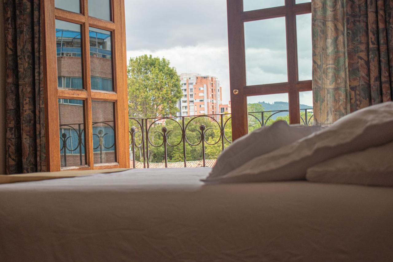 דויטאמה Hotel Dinastia Real מראה חיצוני תמונה