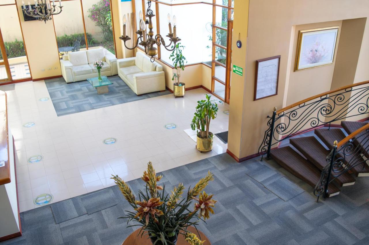 דויטאמה Hotel Dinastia Real מראה חיצוני תמונה