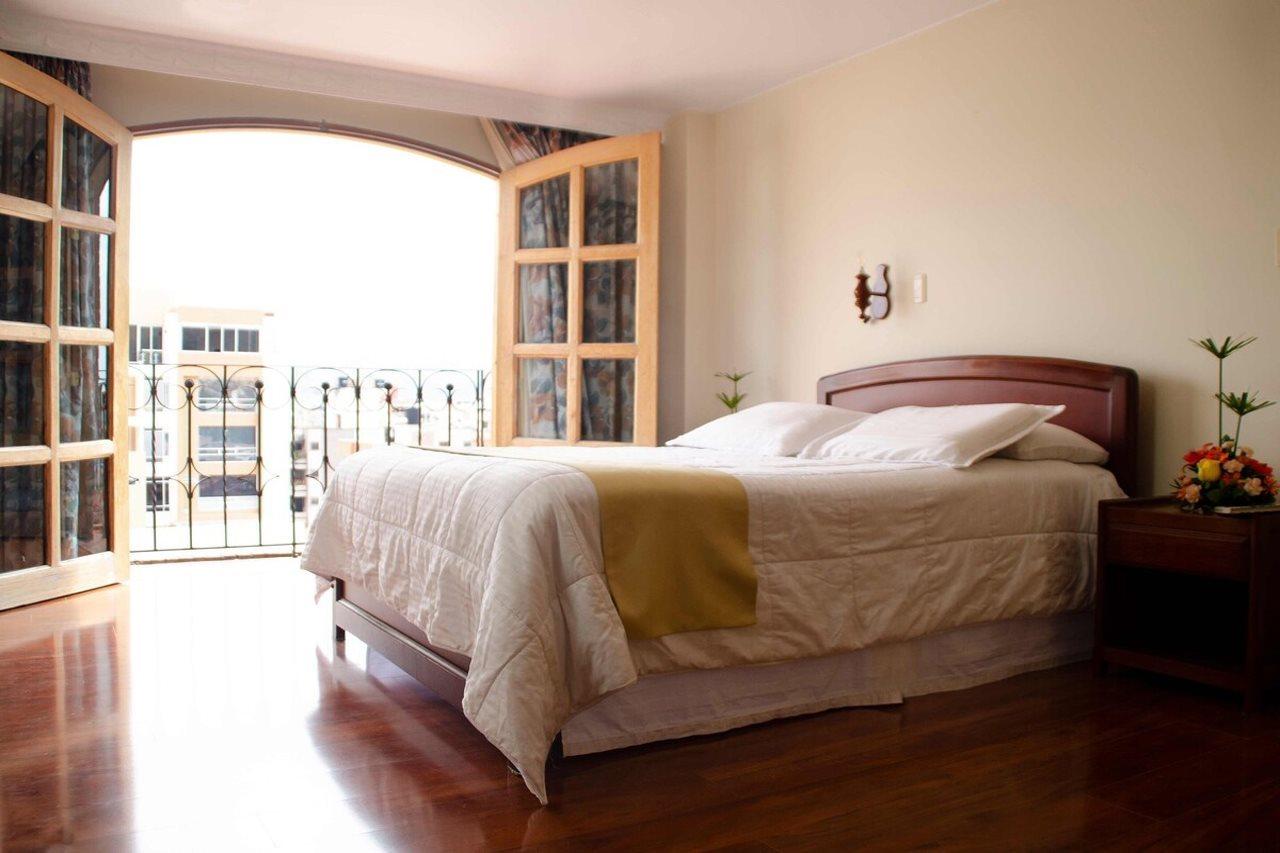 דויטאמה Hotel Dinastia Real מראה חיצוני תמונה